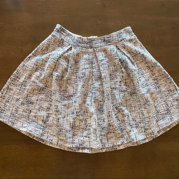 Chanel Vibes Tweed Co-ord Set - Picture 7 of 8